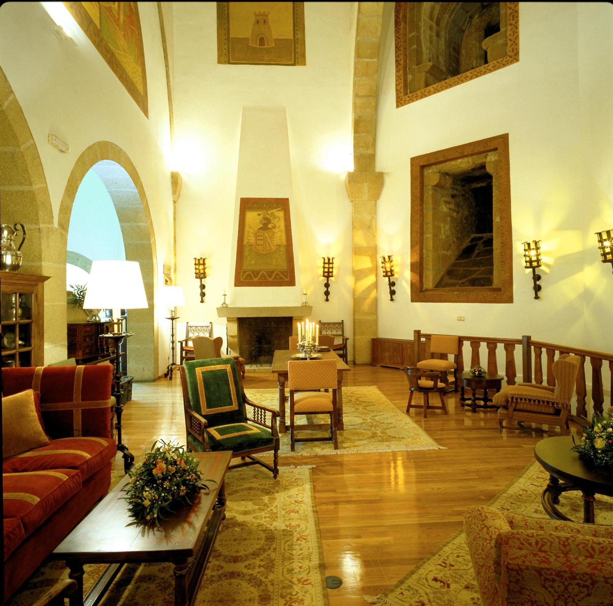 Parador De Vilalba Exterior foto